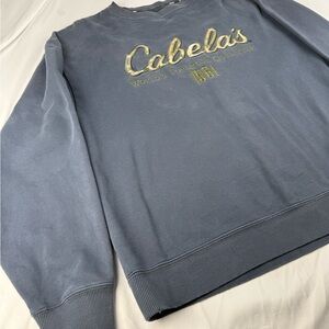 Cabela's vintage Men's Blue crewneck Sweater Distressed